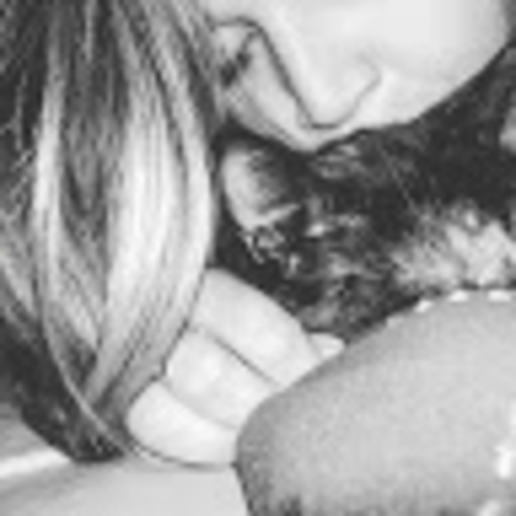 Meet your Posher, Samantha - Picture 1 of 1